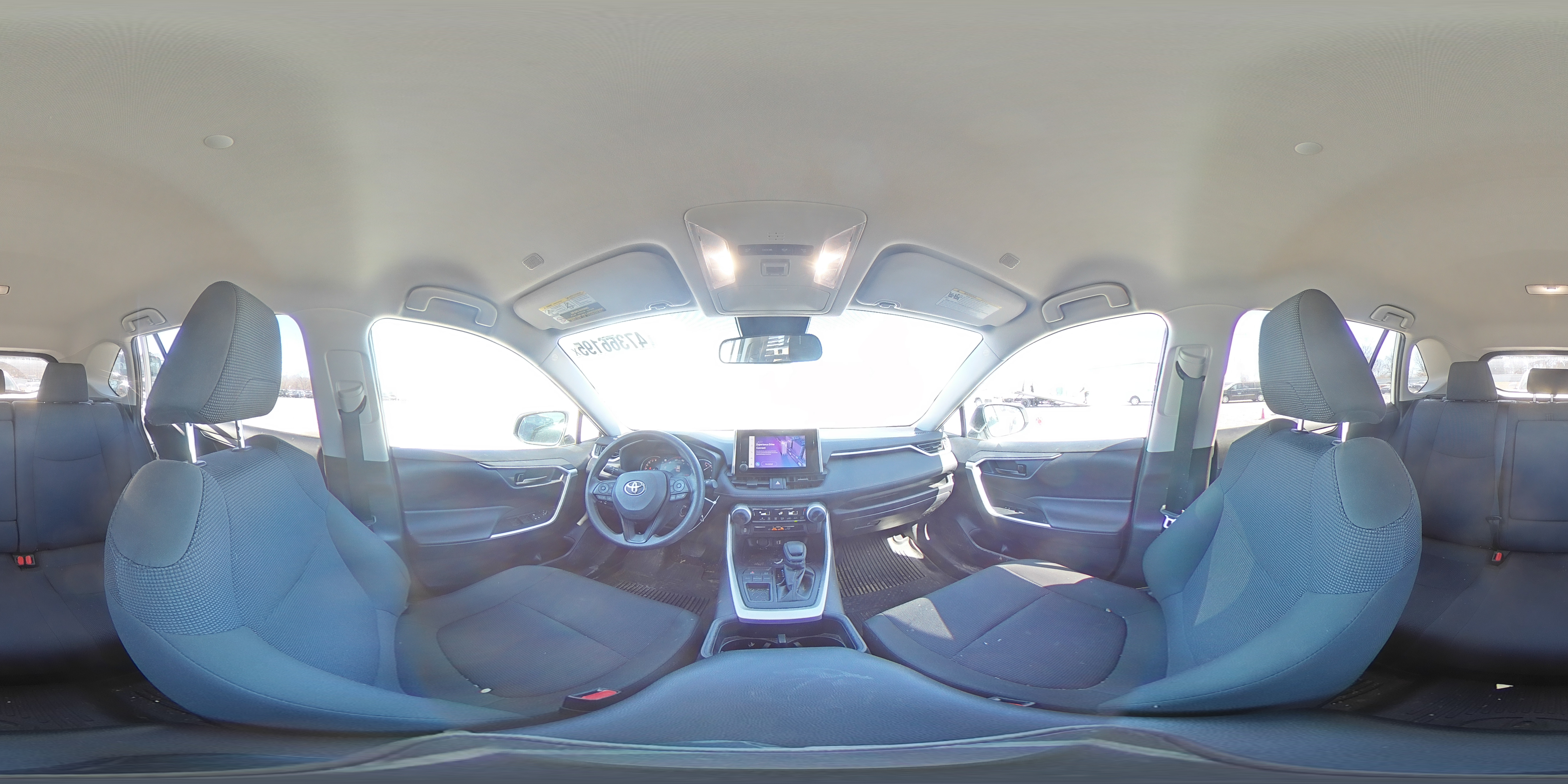 2023 Toyota RAV 4 - Image 13