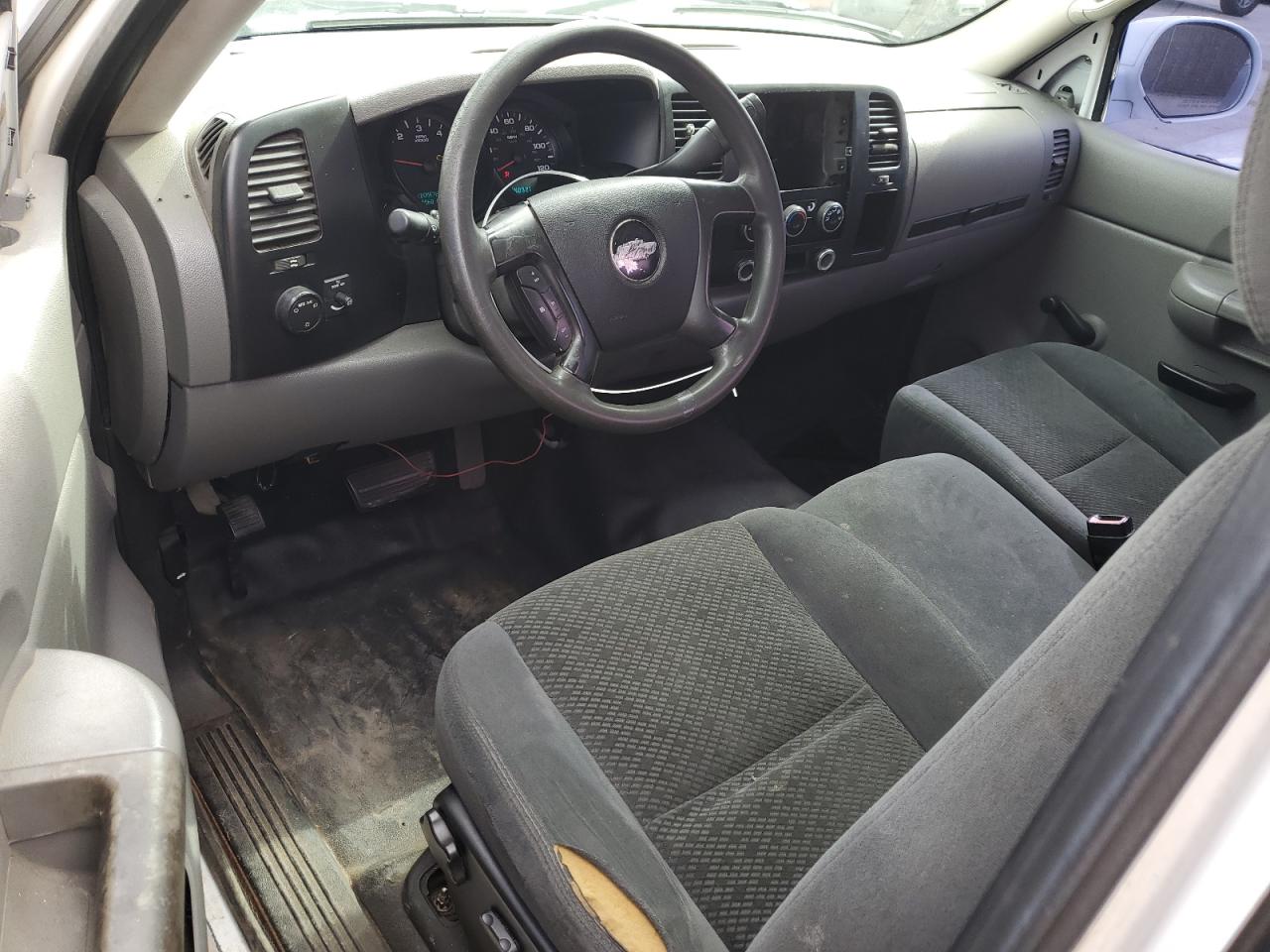 2009 Chevrolet Silverado - Image 8