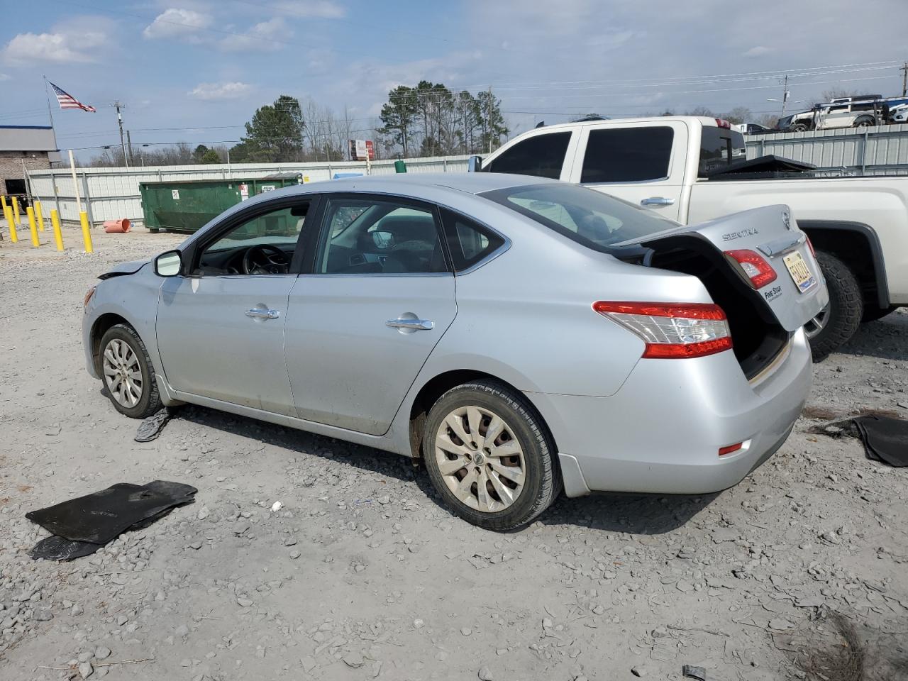 2013 Nissan Sentra - Image 2