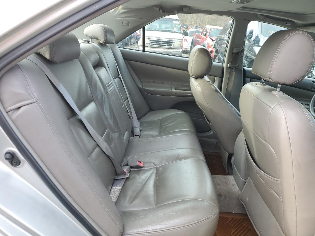 2004 Toyota Camry Le VIN: 4T1BE30K64U283768 Lot: 44341245