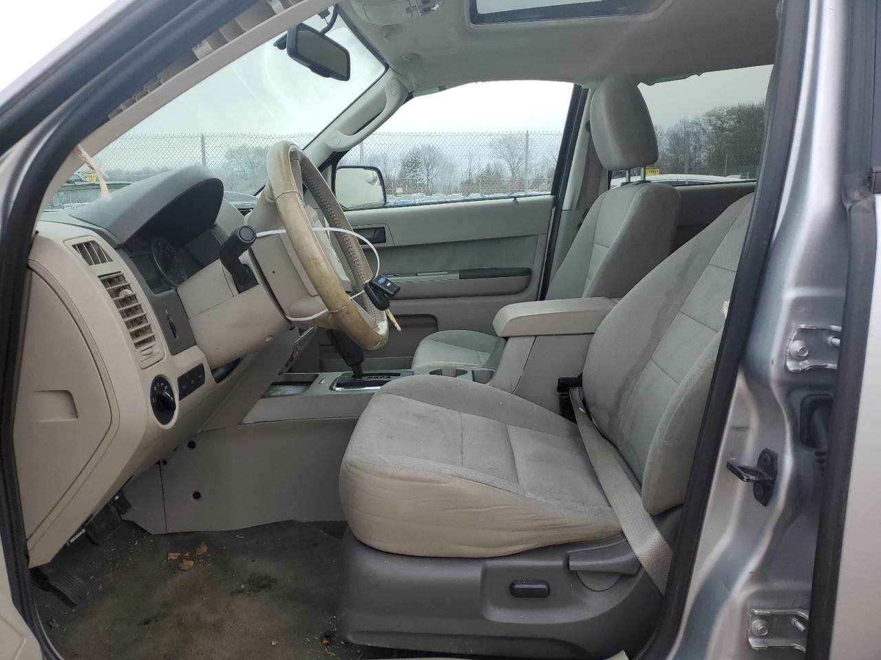2010 Ford Escape - Image 7