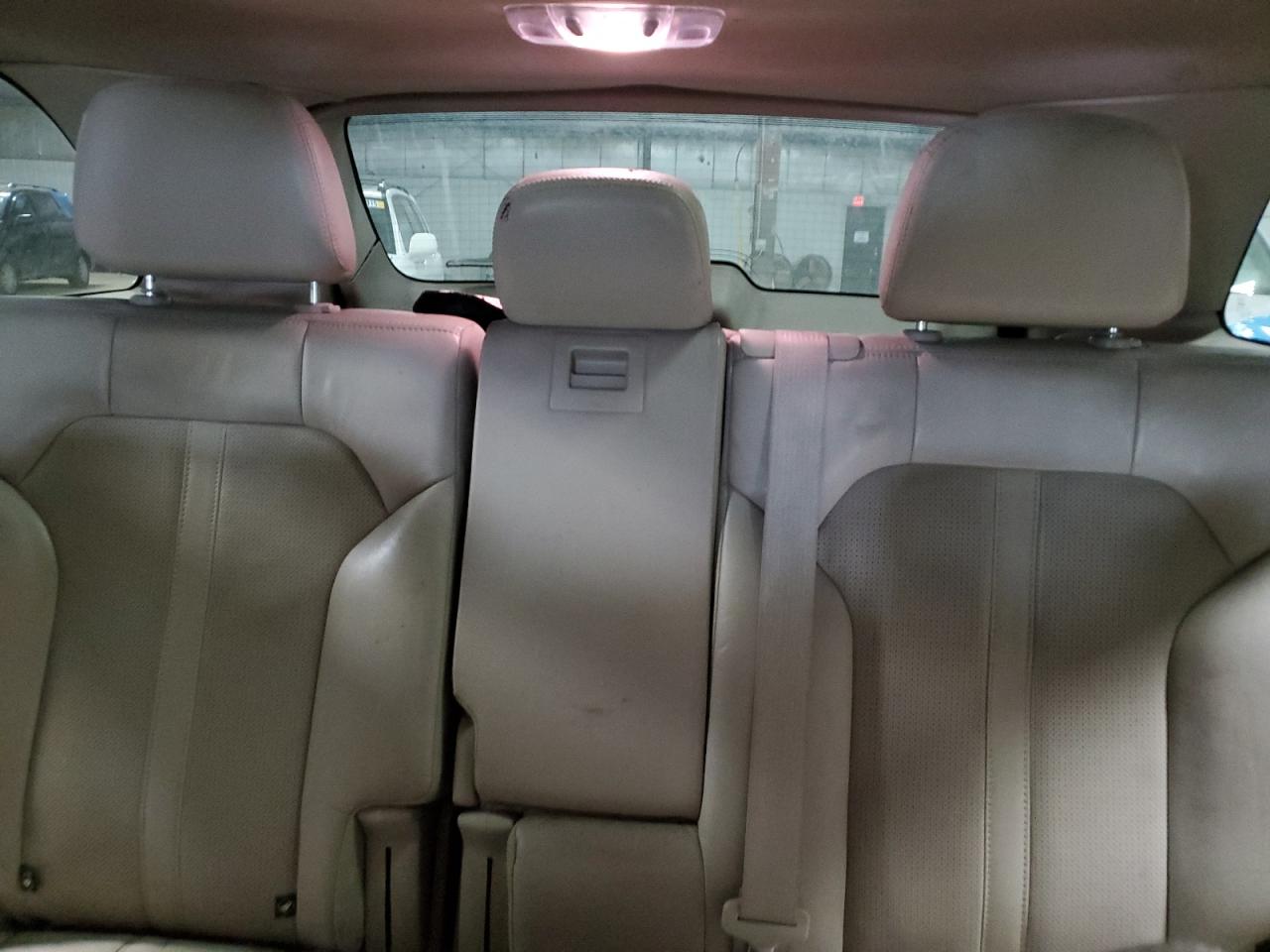 2013 Lincoln MKX - Image 10