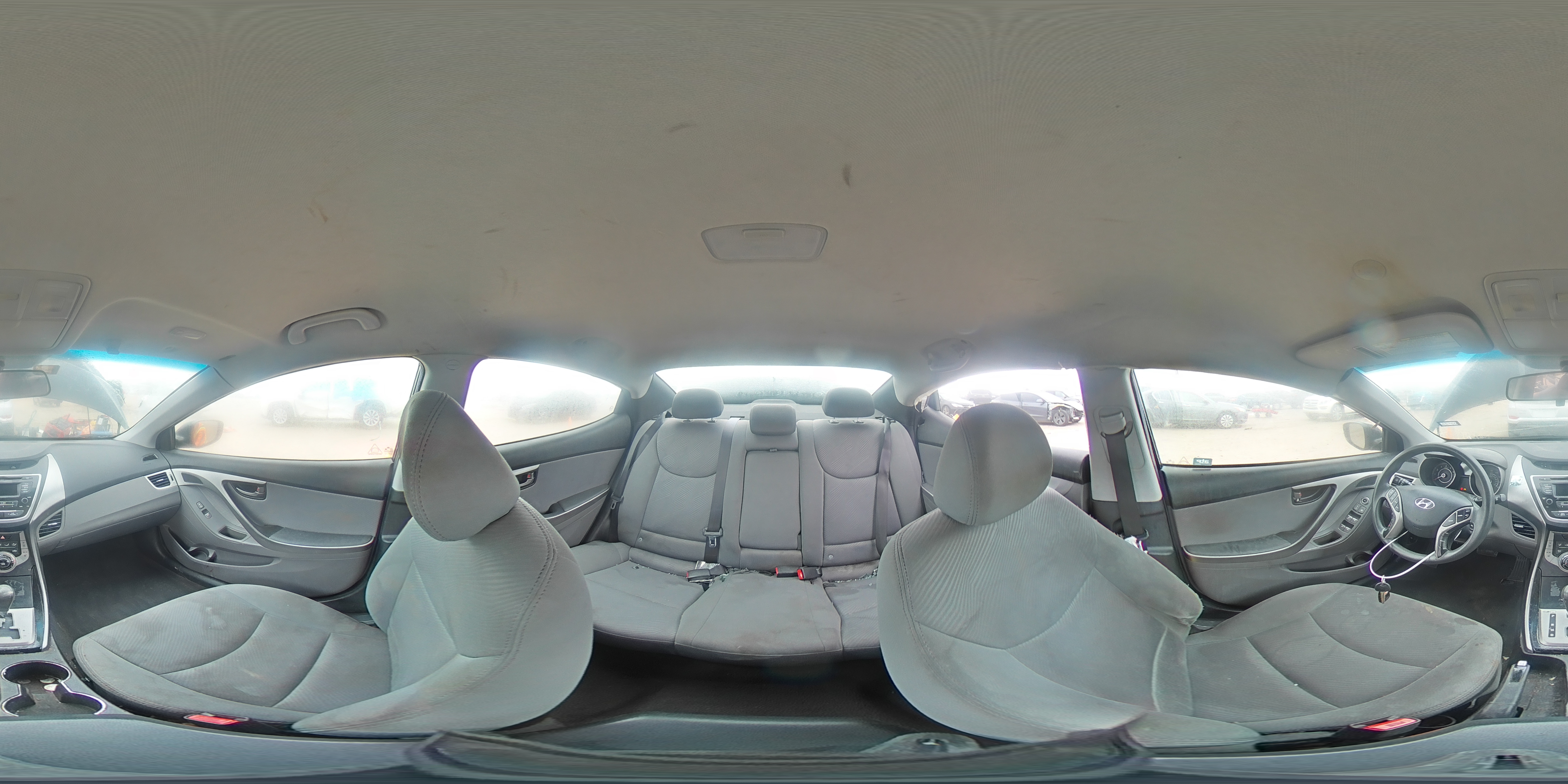 2013 Hyundai Elantra - Image 12
