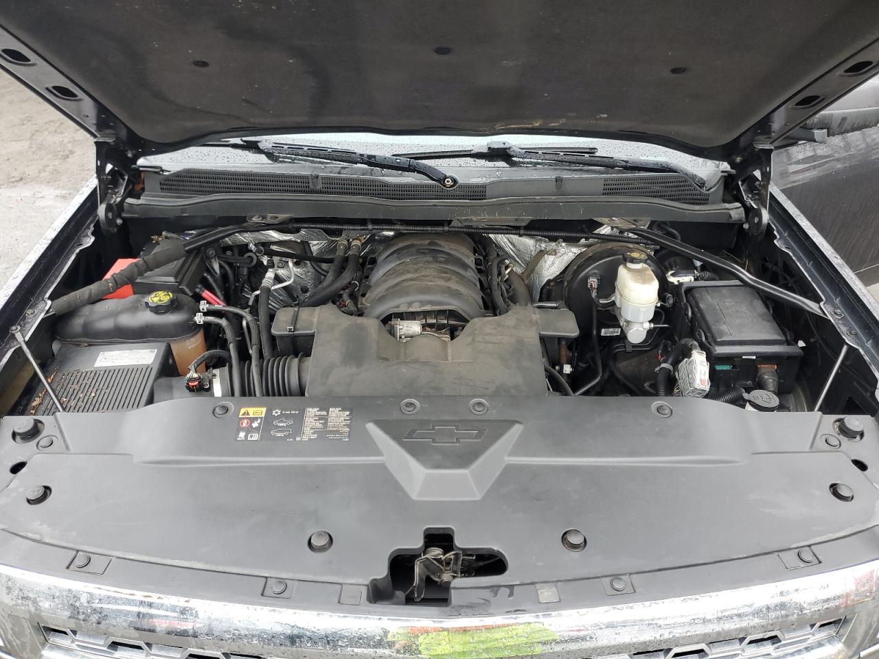 2015 Chevrolet Silverado - Image 11