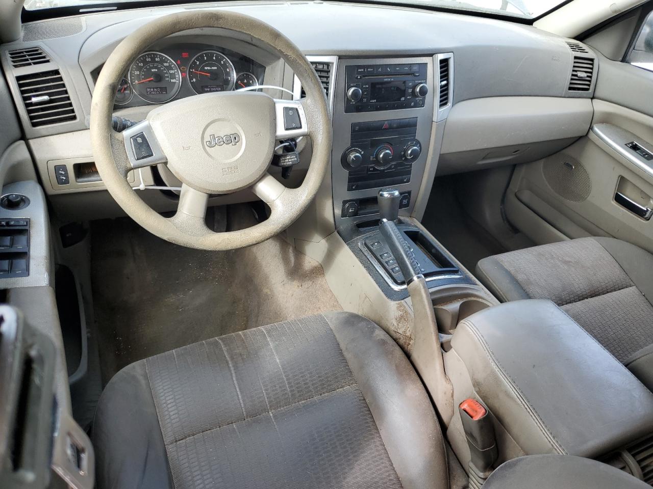 2010 Jeep Grand Cherokee - Image 8