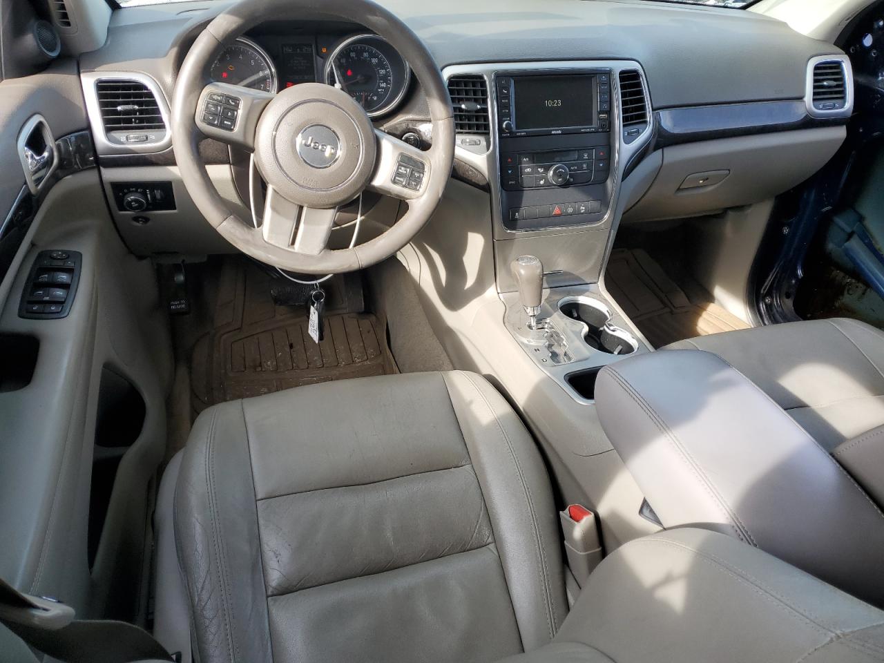 2012 Jeep Grand Cherokee - Image 8
