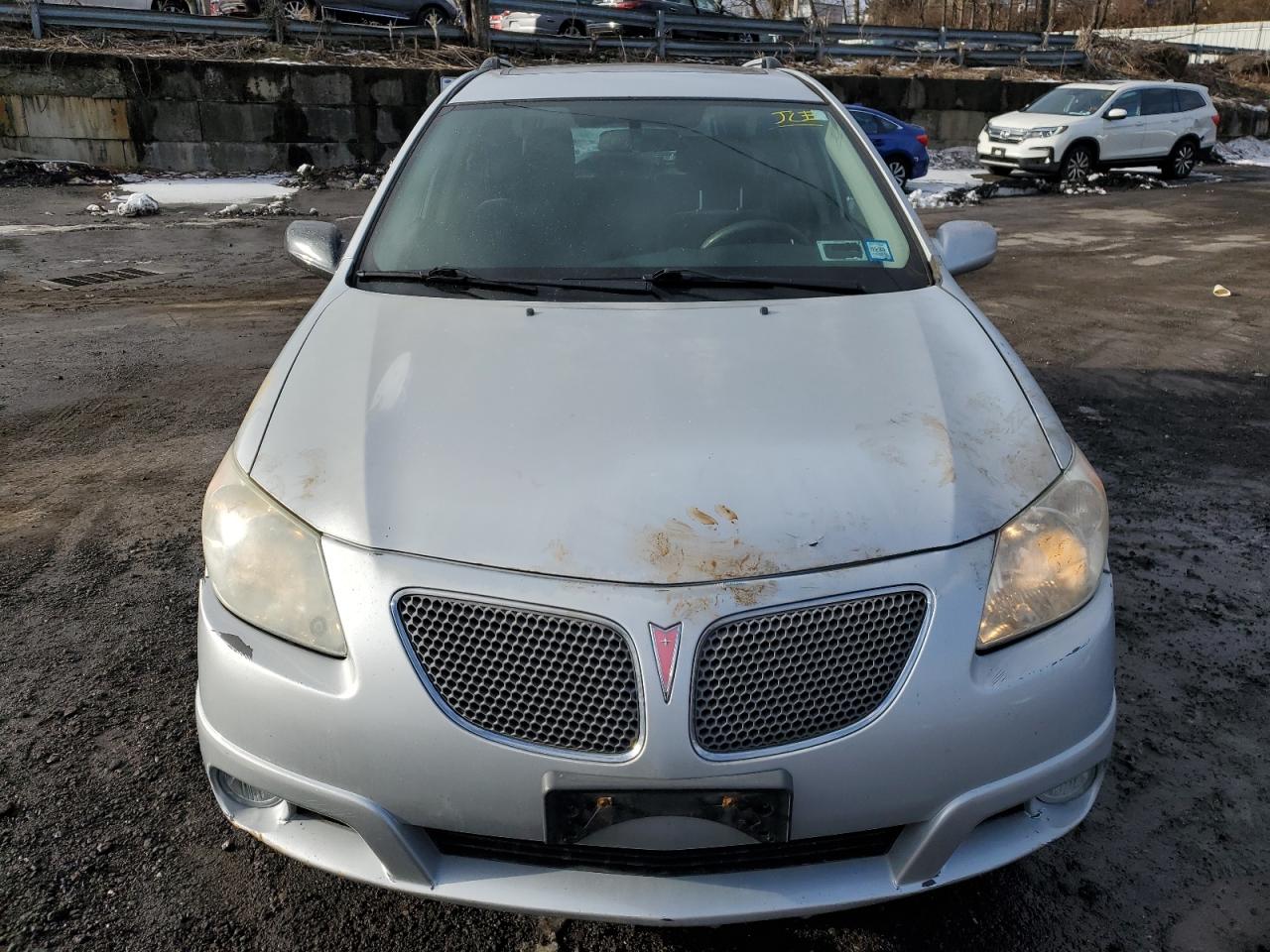 2006 Pontiac Vibe - Image 5