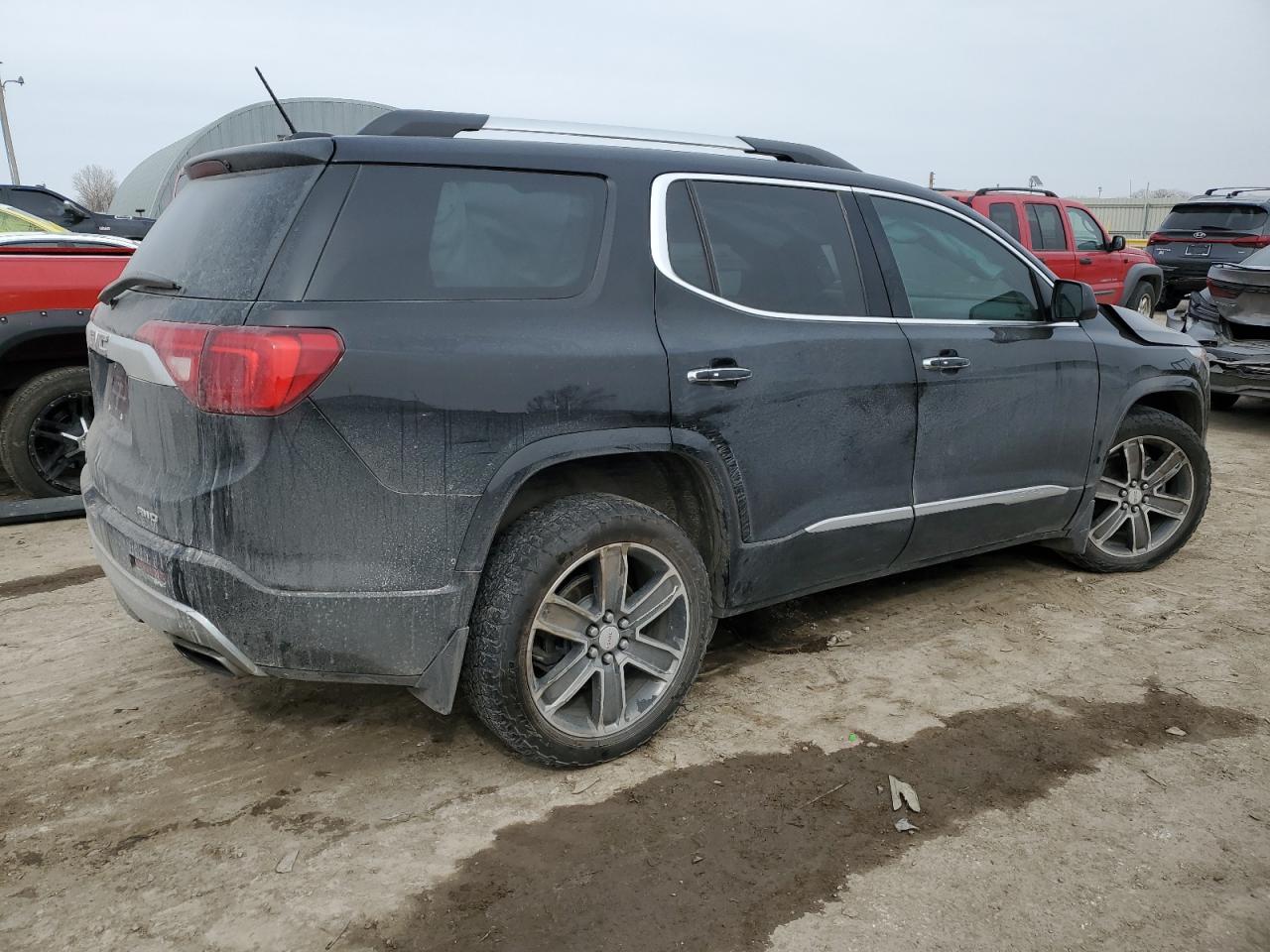 2017 GMC Acadia - Image 3
