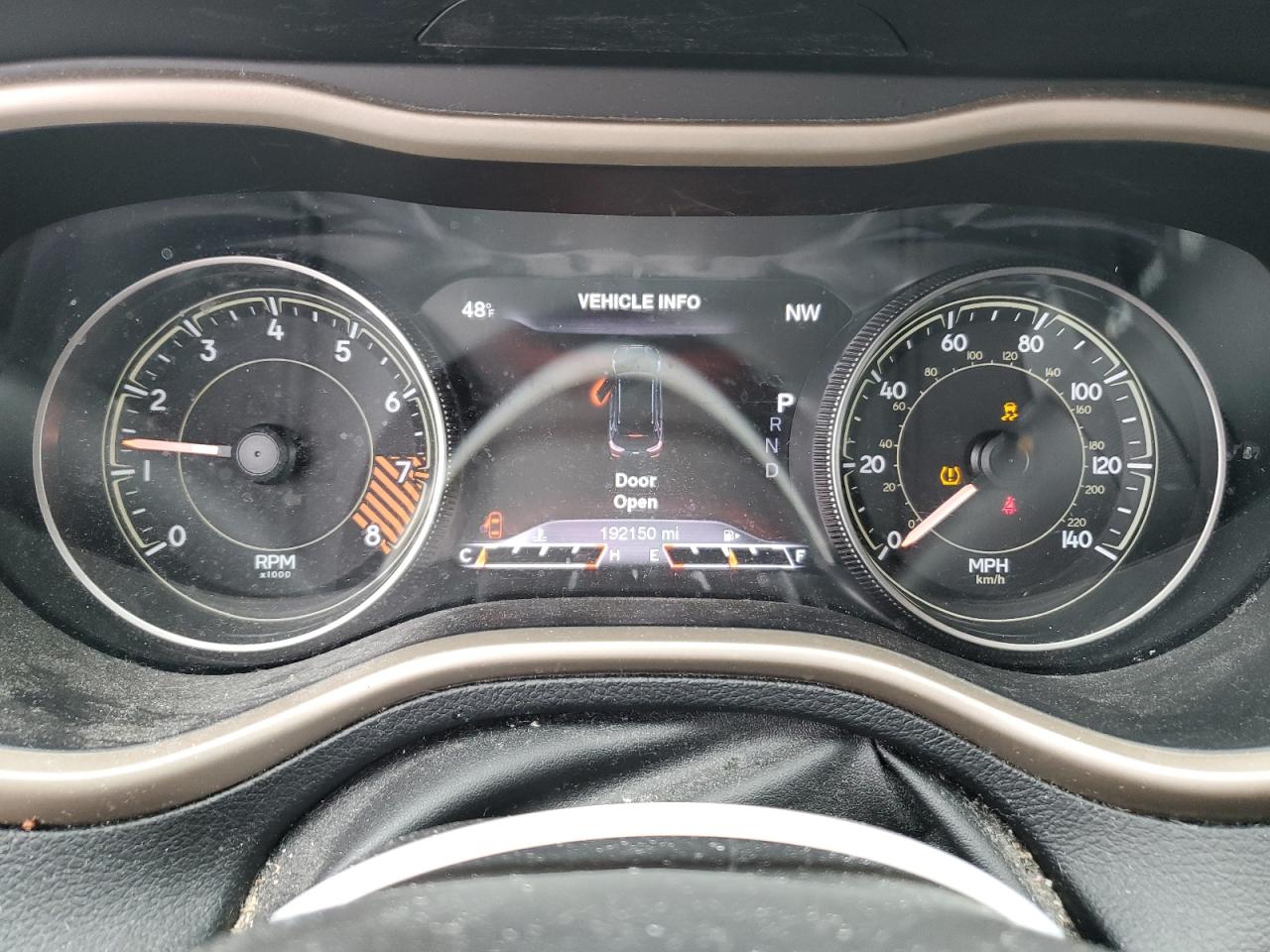 2014 Jeep Grand Cherokee - Image 9