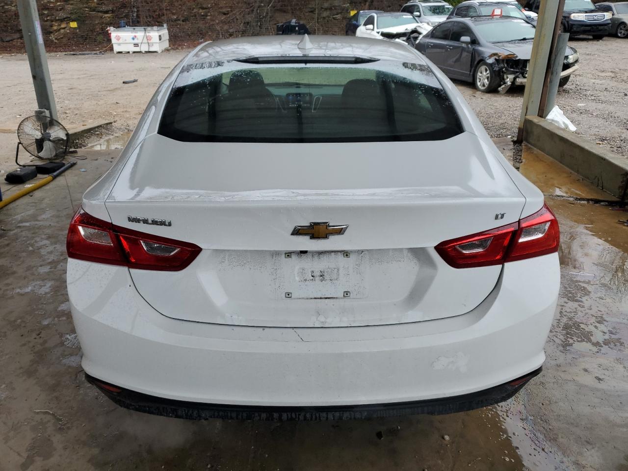 2023 Chevrolet Malibu - Image 6