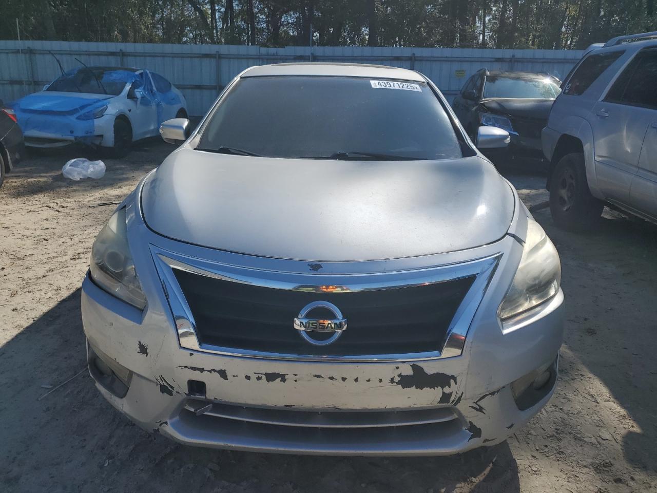 2014 Nissan Altima - Image 5