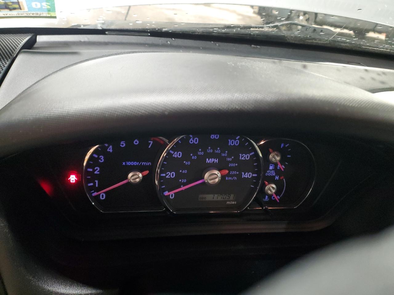 2006 Mitsubishi Galant - Image 9