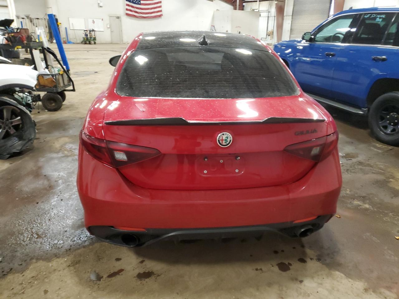 2018 Alfa Romeo Giulia - Image 6