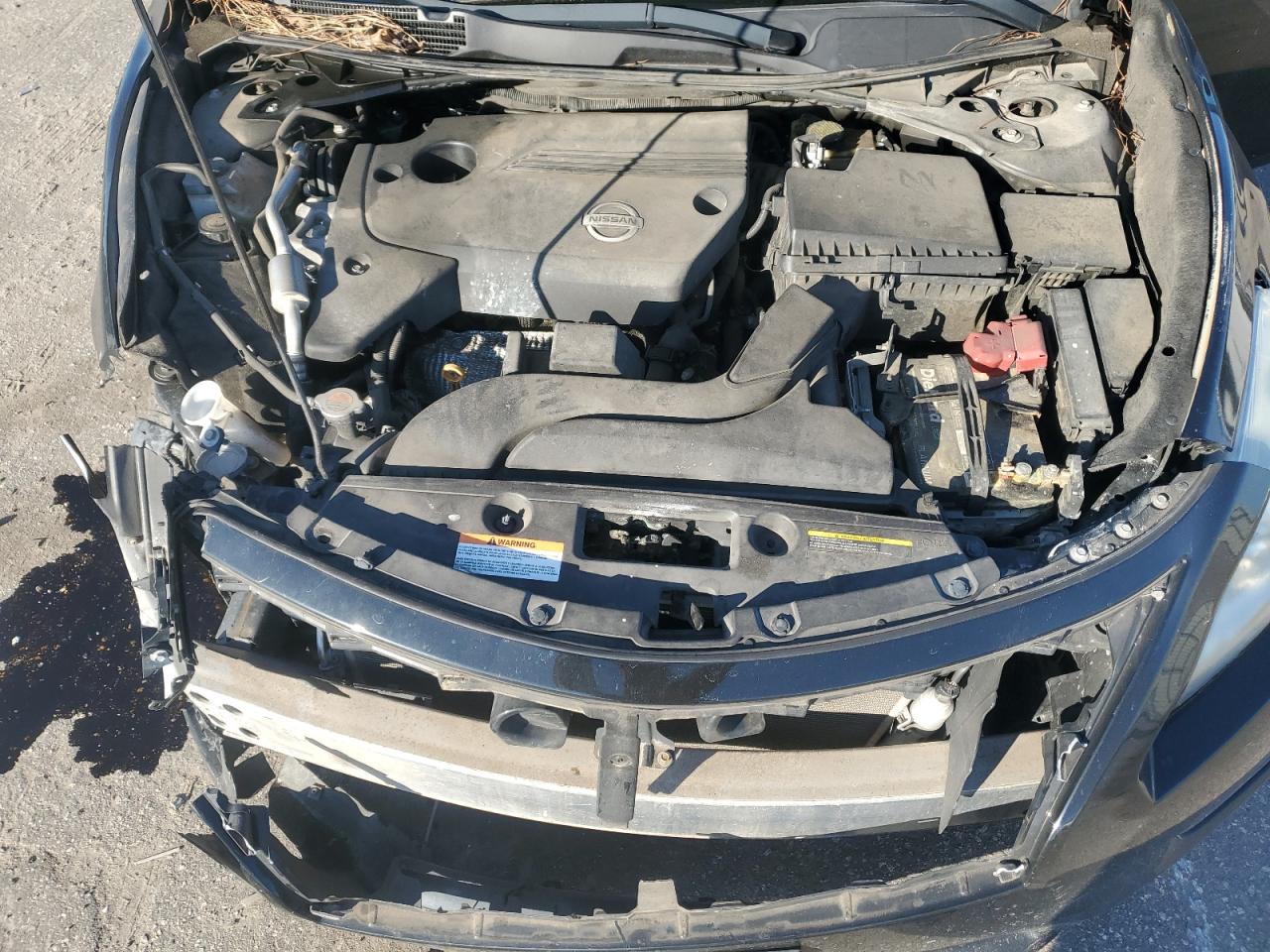 2015 Nissan Altima - Image 11