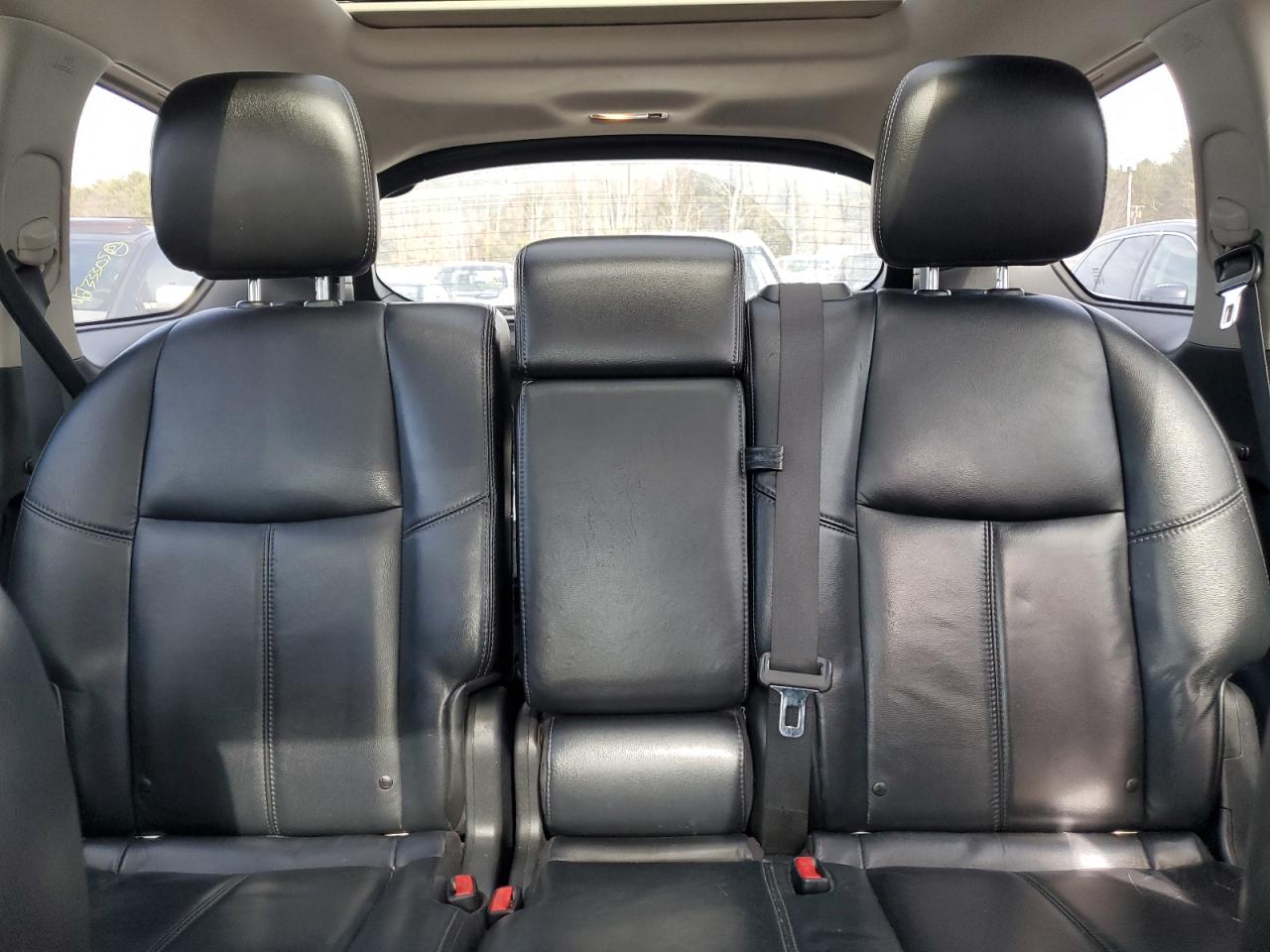 2013 Nissan Pathfinder - Image 10