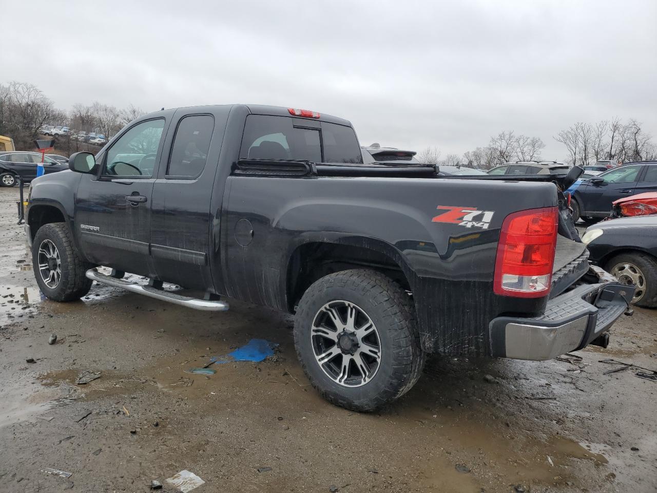 2013 GMC Sierra - Image 2
