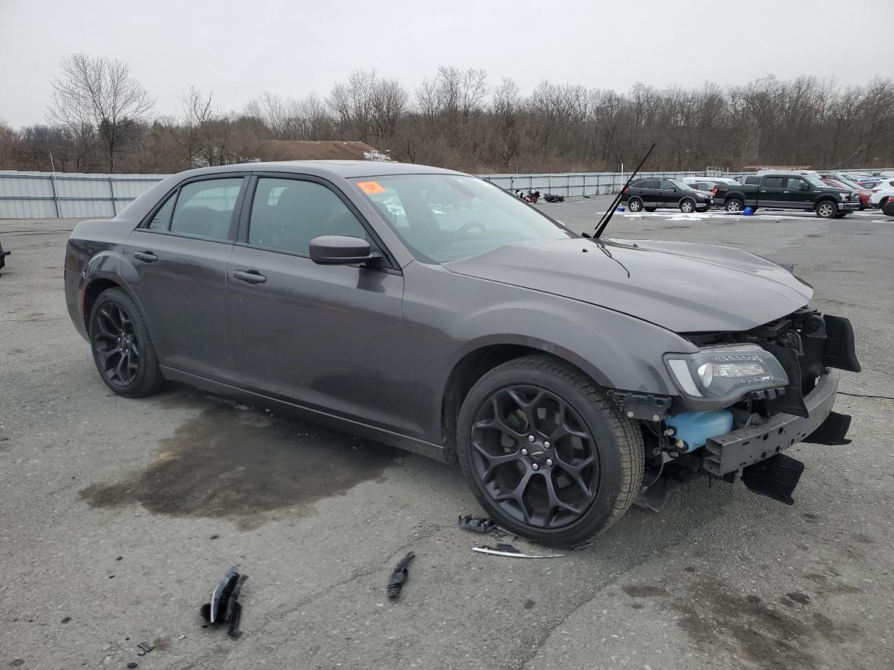 2020 Chrysler 300 - Image 4
