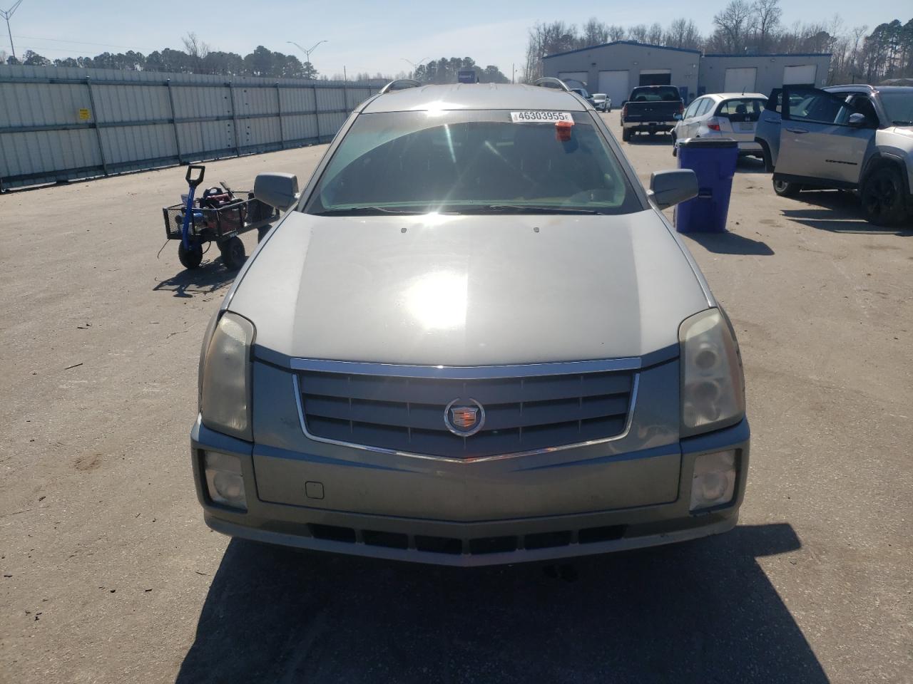 2005 Cadillac SRX - Image 5