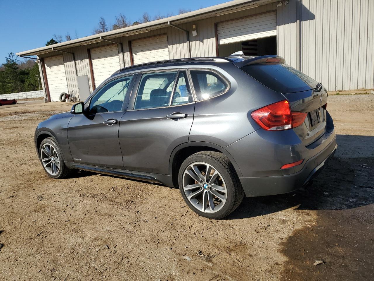 2013 BMW X1 - Image 2