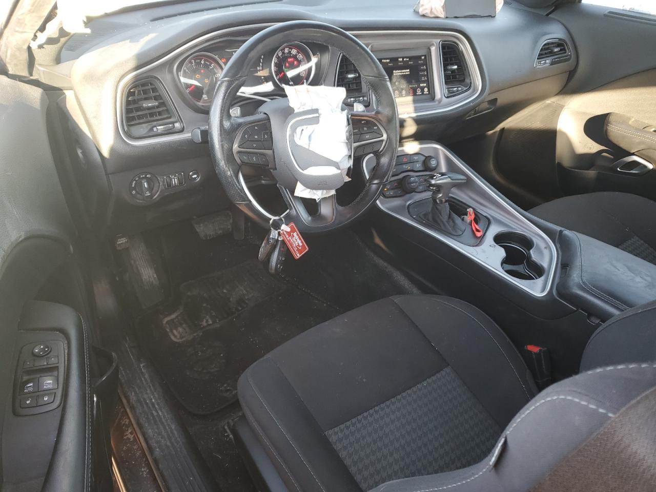 2019 Dodge Challenger - Image 8