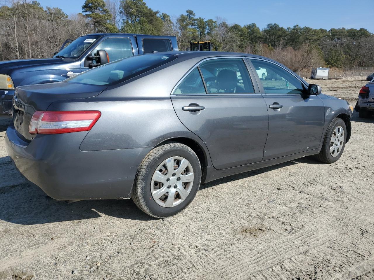 2011 Toyota Camry - Image 3