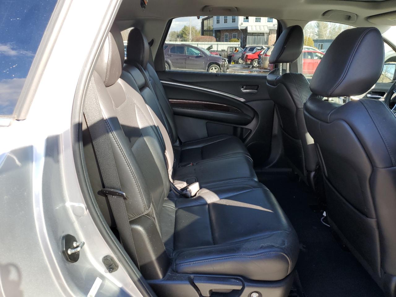2016 Acura MDX - Image 11