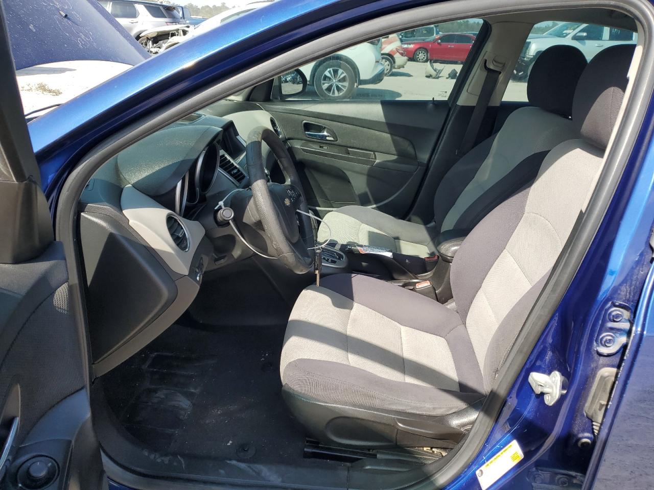 2013 Chevrolet Cruze - Image 7
