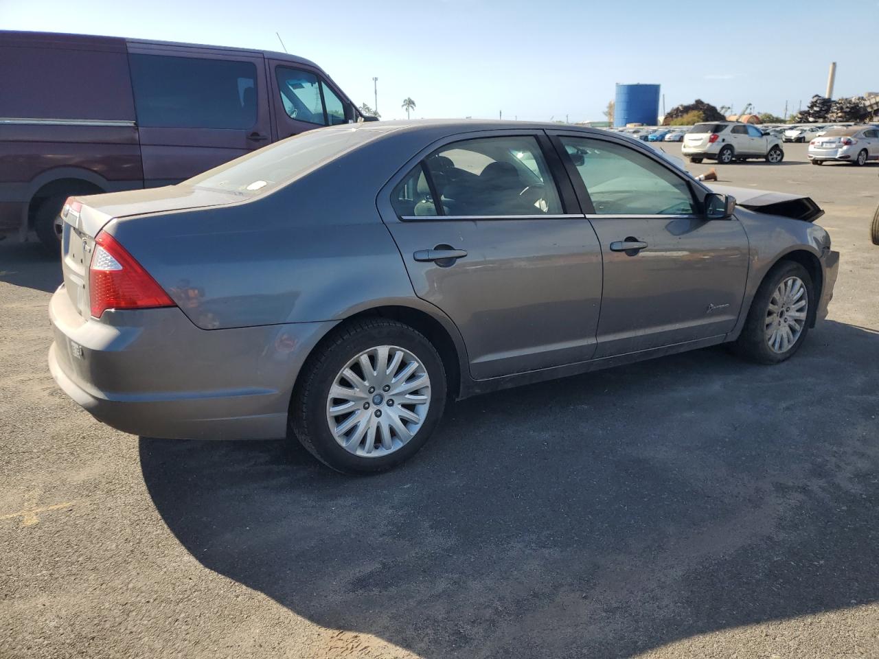 2010 Ford Fusion - Image 3