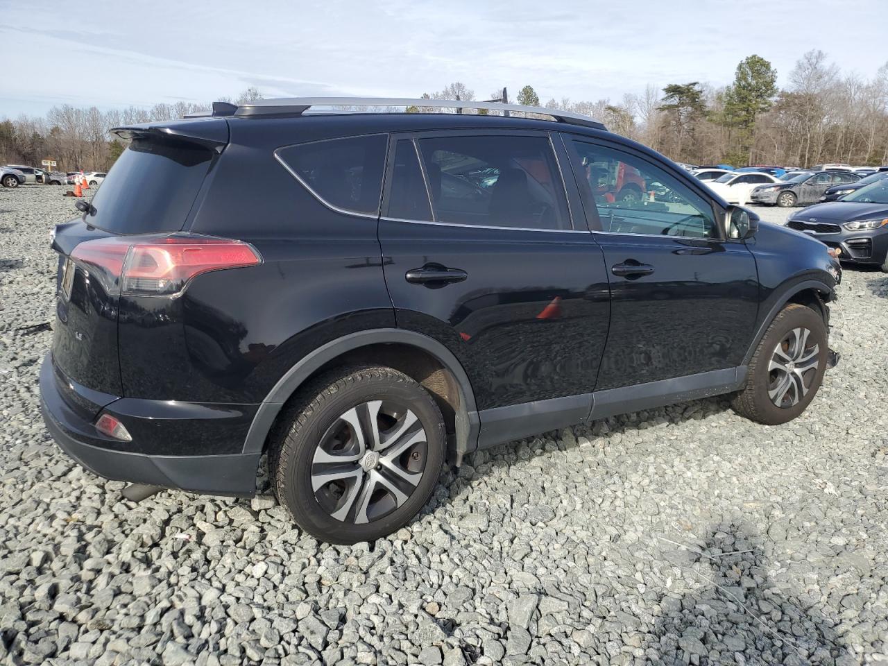 2016 Toyota RAV 4 - Image 3
