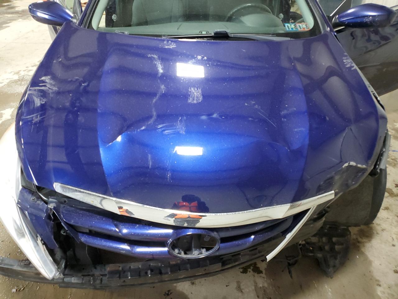 2013 Hyundai Sonata - Image 13