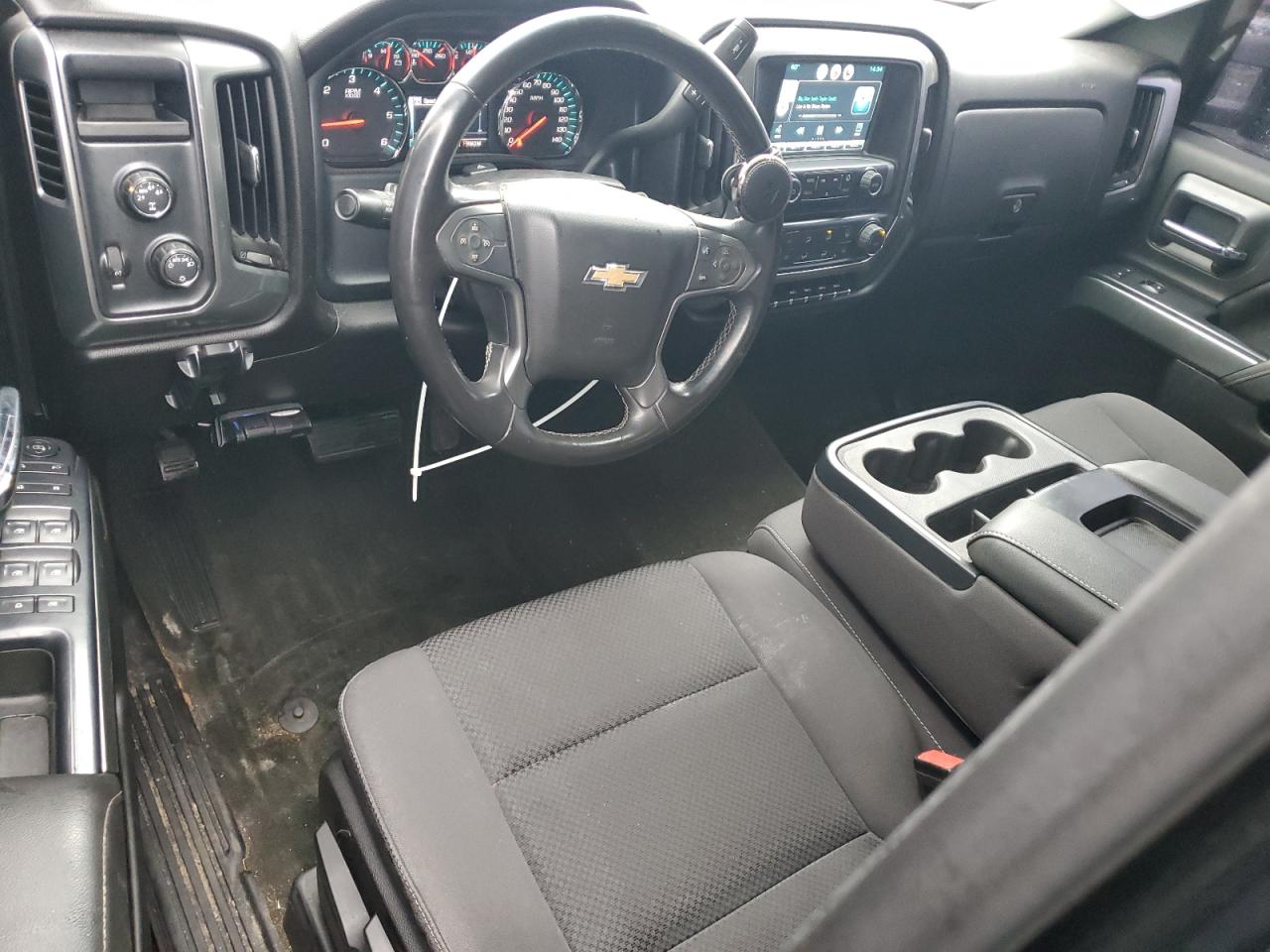 2016 Chevrolet Silverado - Image 8