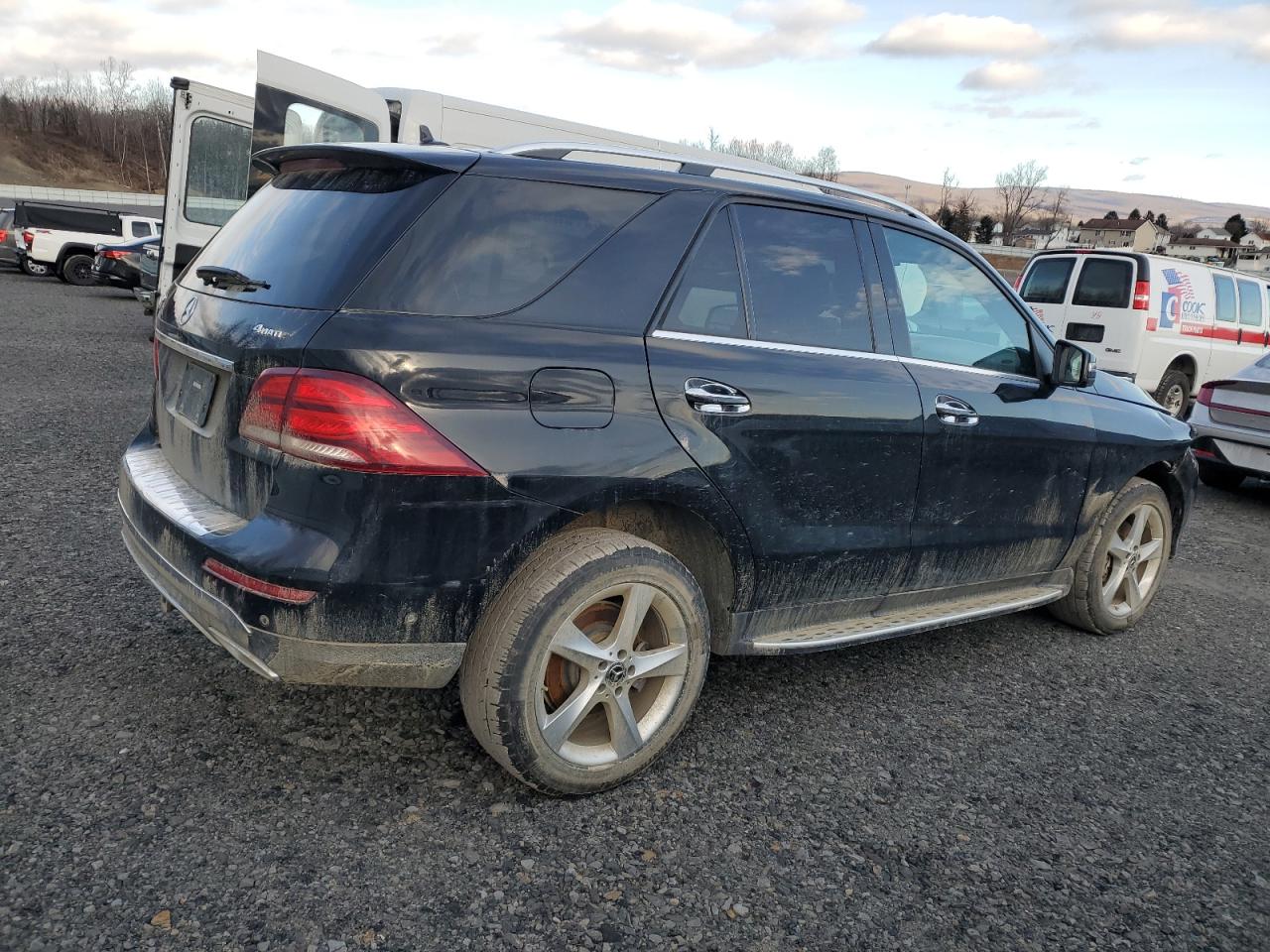 2017 Mercedes-Benz GLE - Image 3