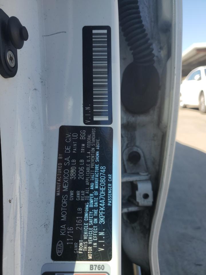 2017 Kia Forte - Image 12
