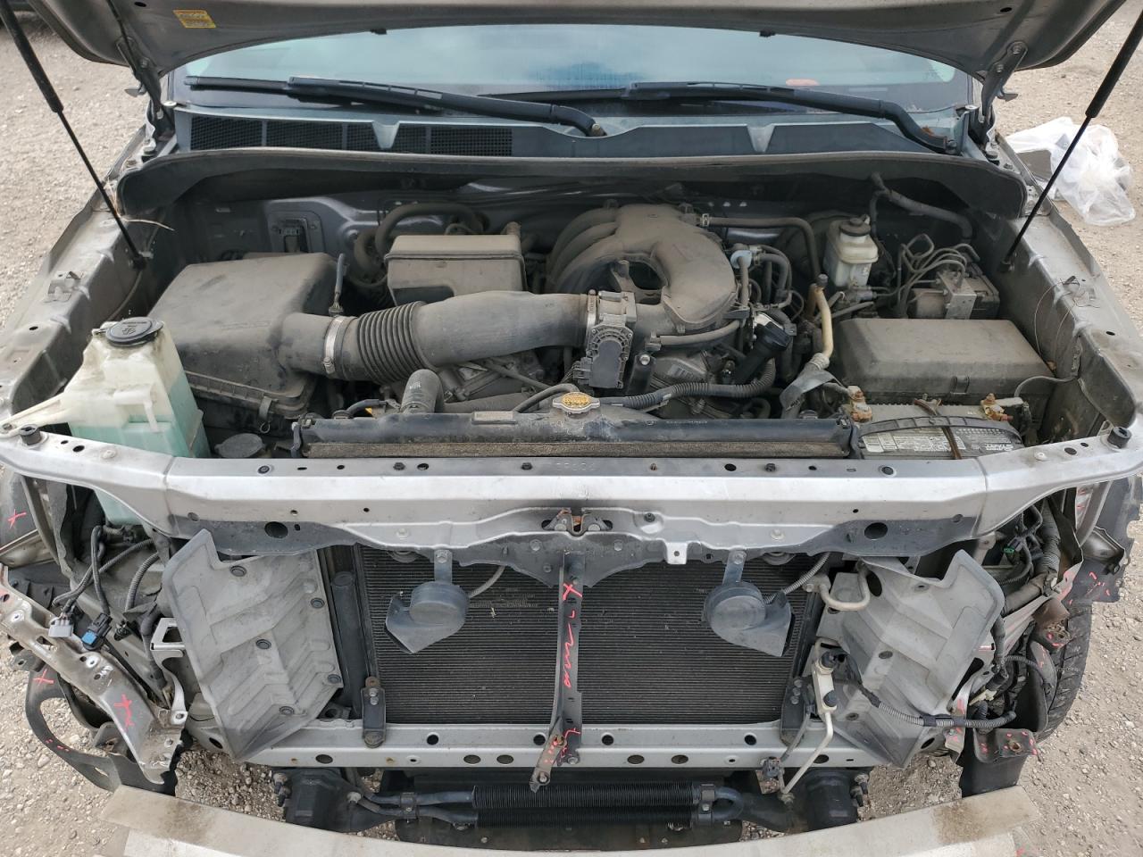 2012 Toyota Tundra - Image 11