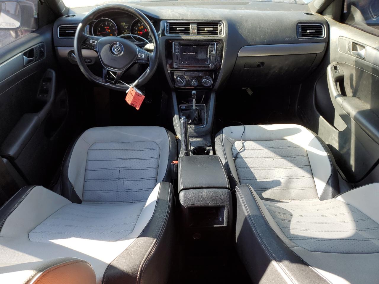2016 Volkswagen Jetta - Image 8