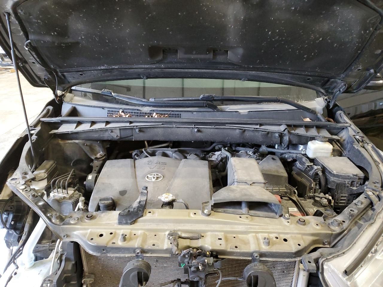 2018 Toyota Highlander - Image 12