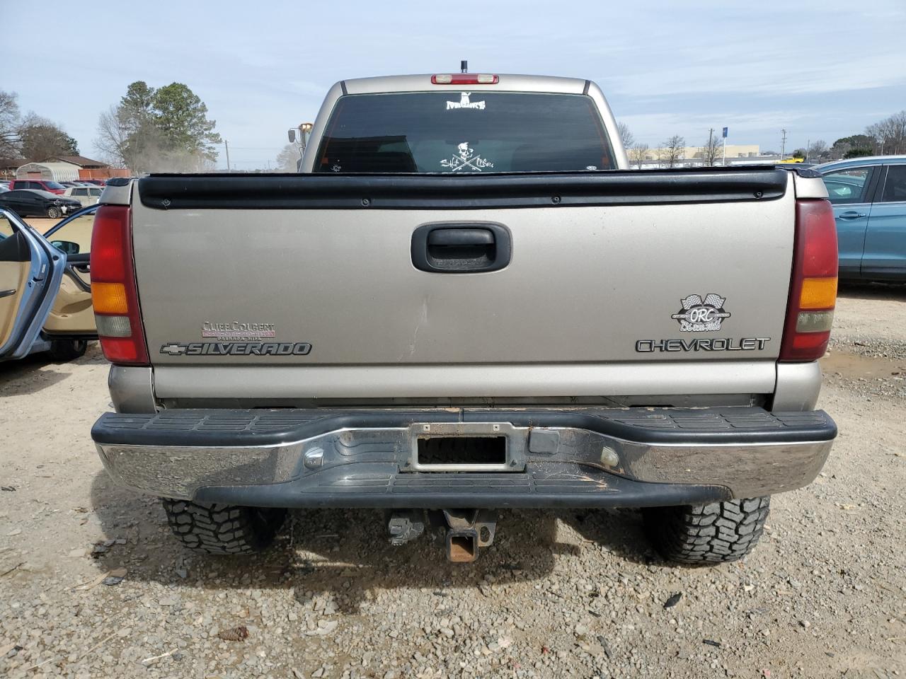 2001 Chevrolet Silverado - Image 6