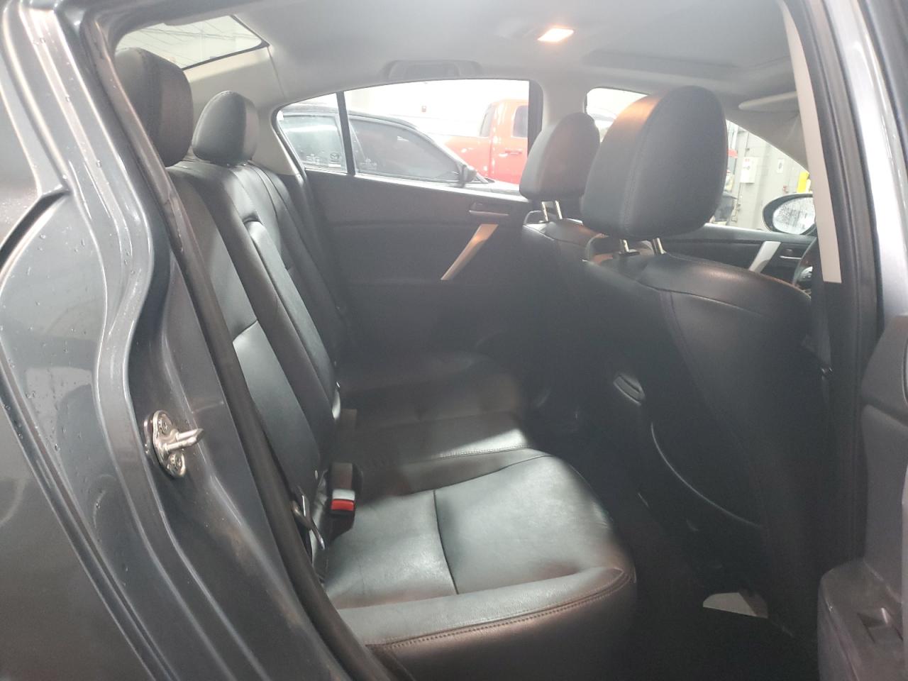 2012 Mazda 3 - Image 10