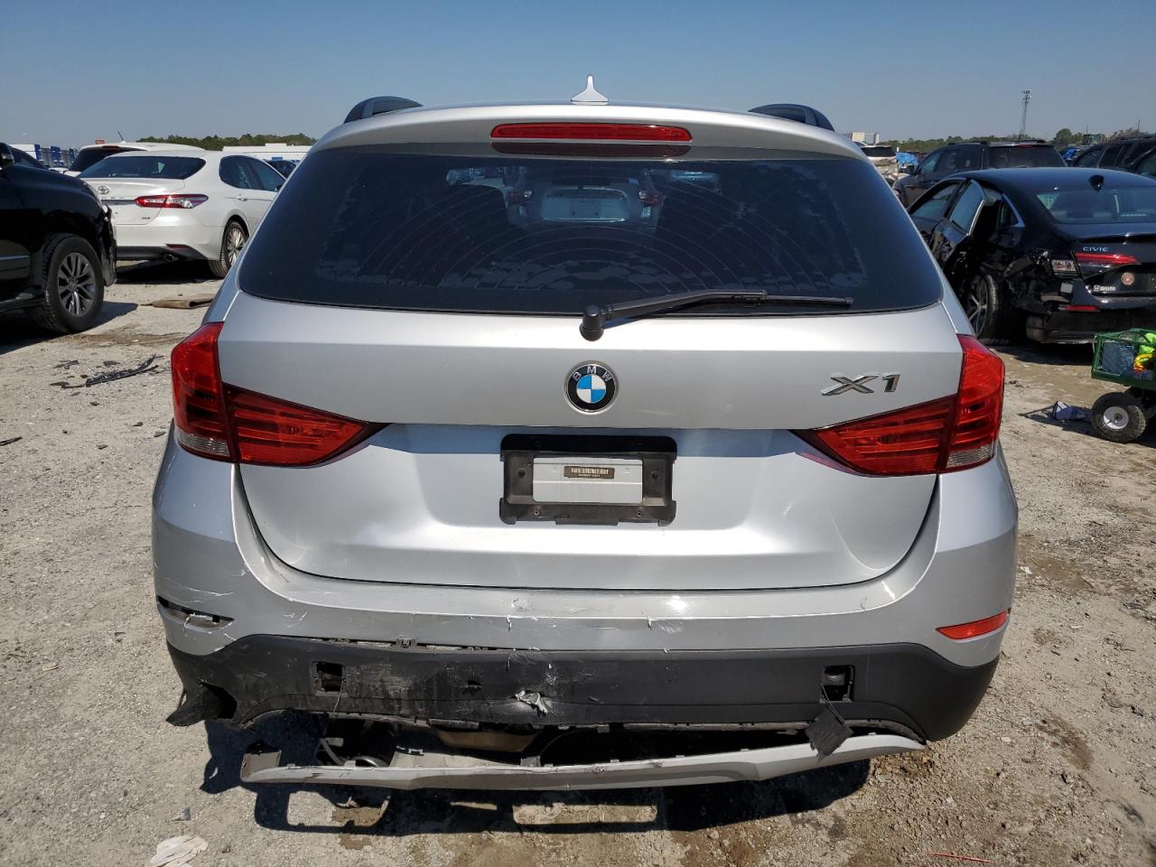2015 BMW X1 - Image 6