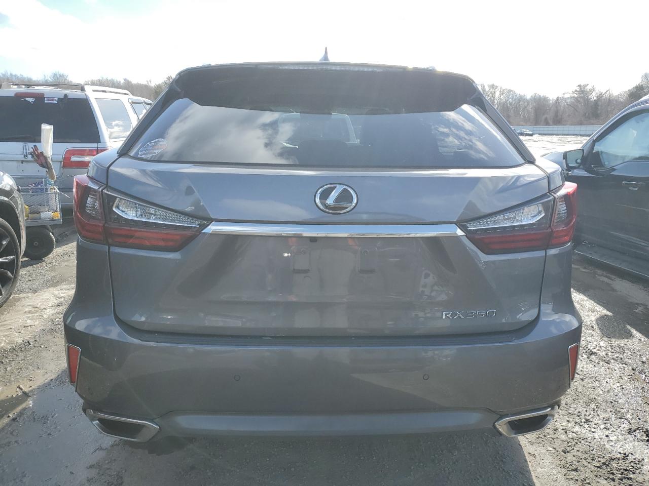 2018 Lexus RX - Image 6