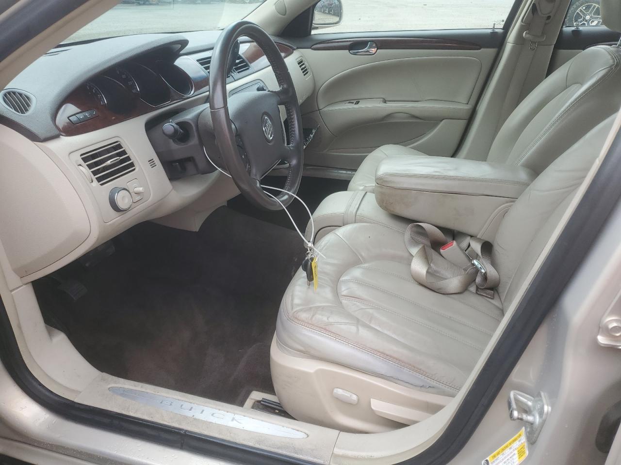2008 Buick Lucerne - Image 7