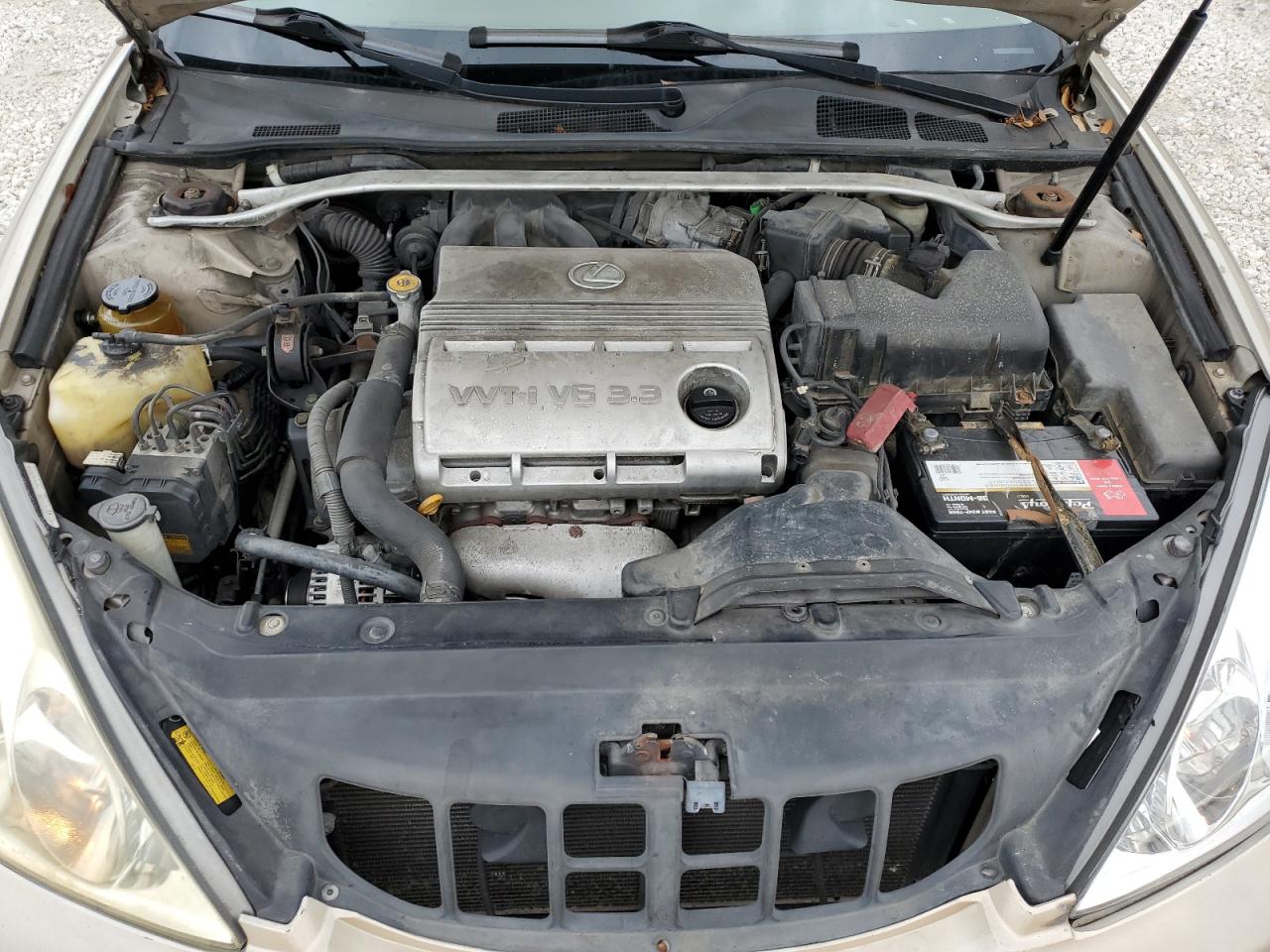2005 Lexus ES - Image 11