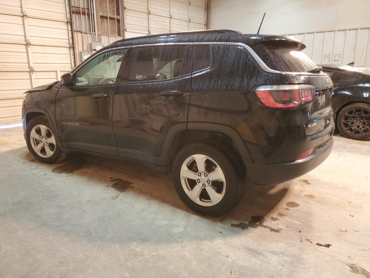 2017 Jeep Compass - Image 2