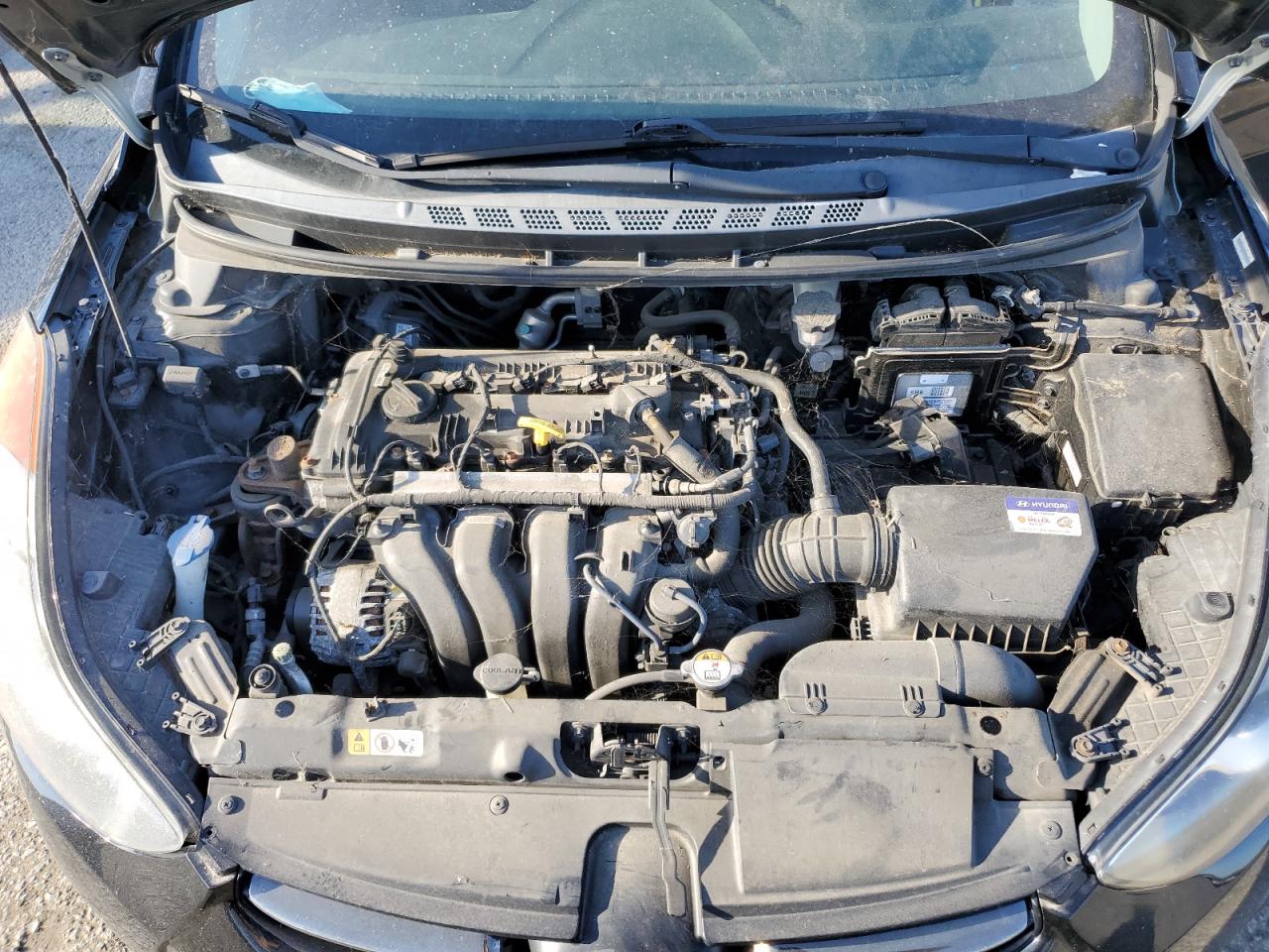 2013 Hyundai Elantra - Image 11