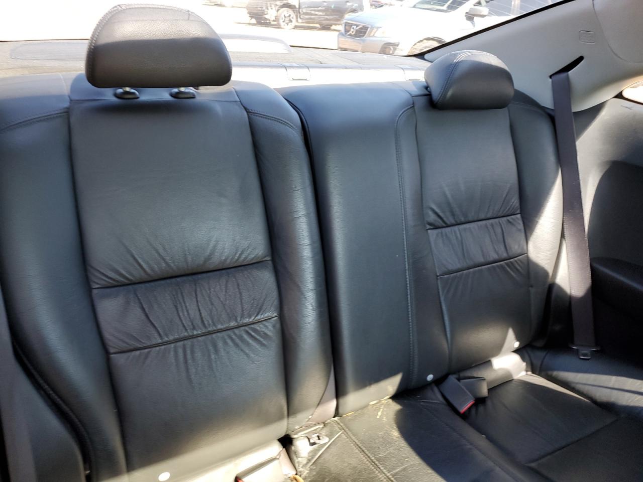 2004 Honda Accord - Image 10