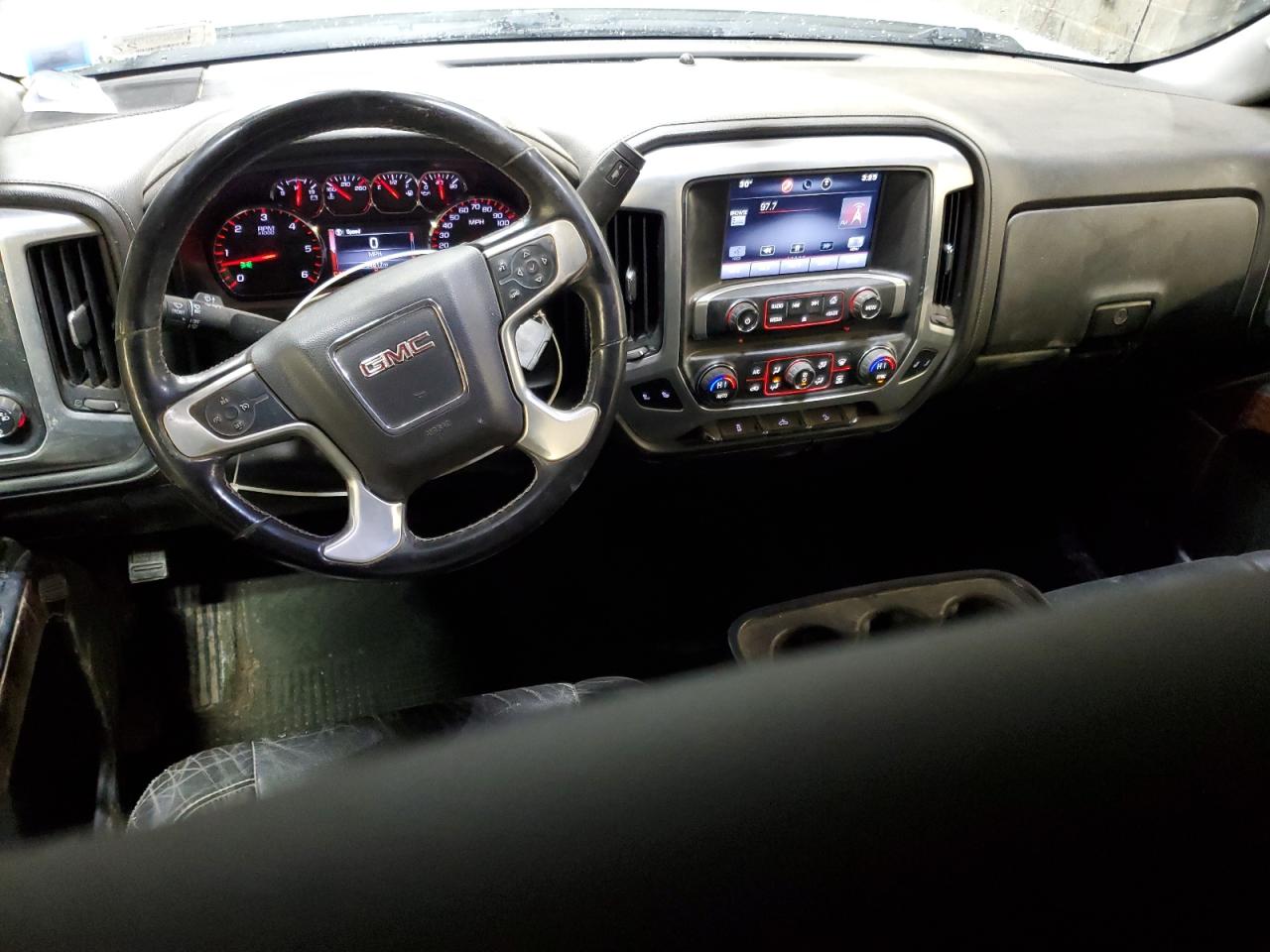 2015 GMC Sierra - Image 8