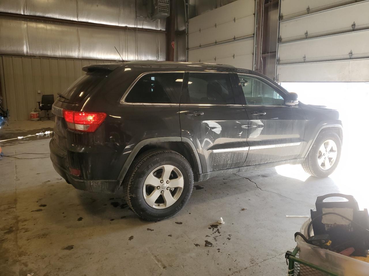 2011 Jeep Grand Cherokee - Image 3
