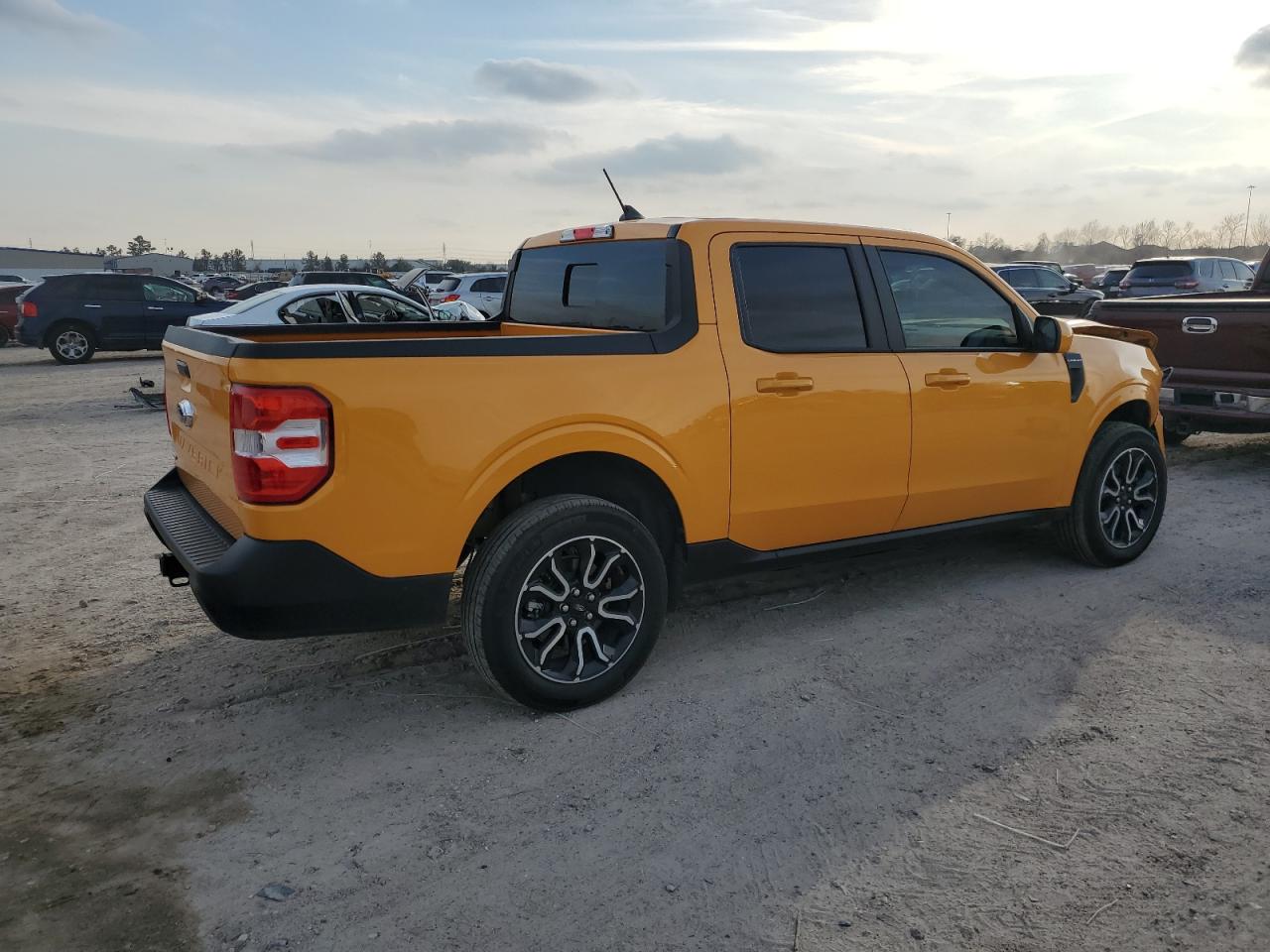 2023 Ford Maverick - Image 3