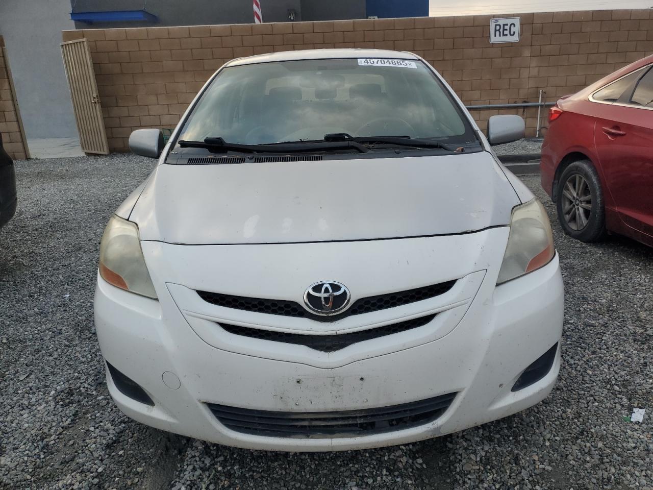2009 Toyota Yaris - Image 5