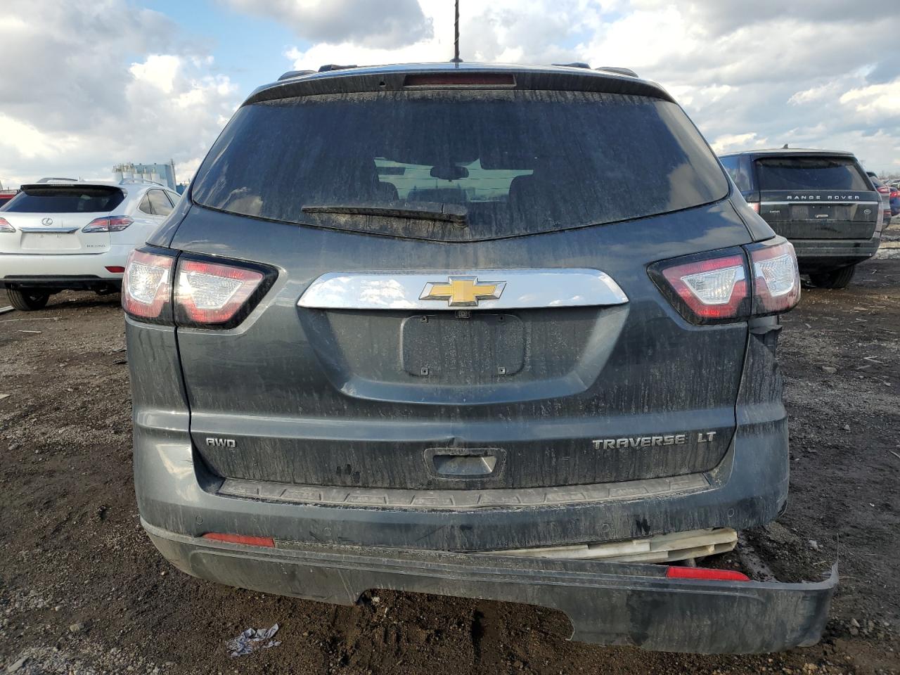 2014 Chevrolet Traverse - Image 6